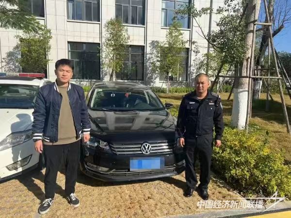 20231211 法院交警执行联动 逃窜“老赖”3.jpg?v=1702284112