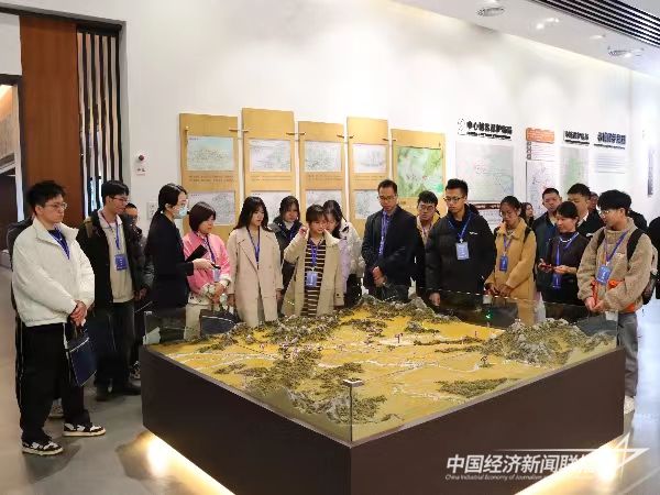 20240131 漳州市举办天津大学返乡学生社会实践活动3.jpg?v=1706668688