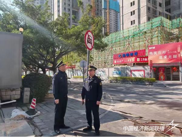 20240219 “三心”服务——厦门城管人的新春假期4.jpg?v=1708313609